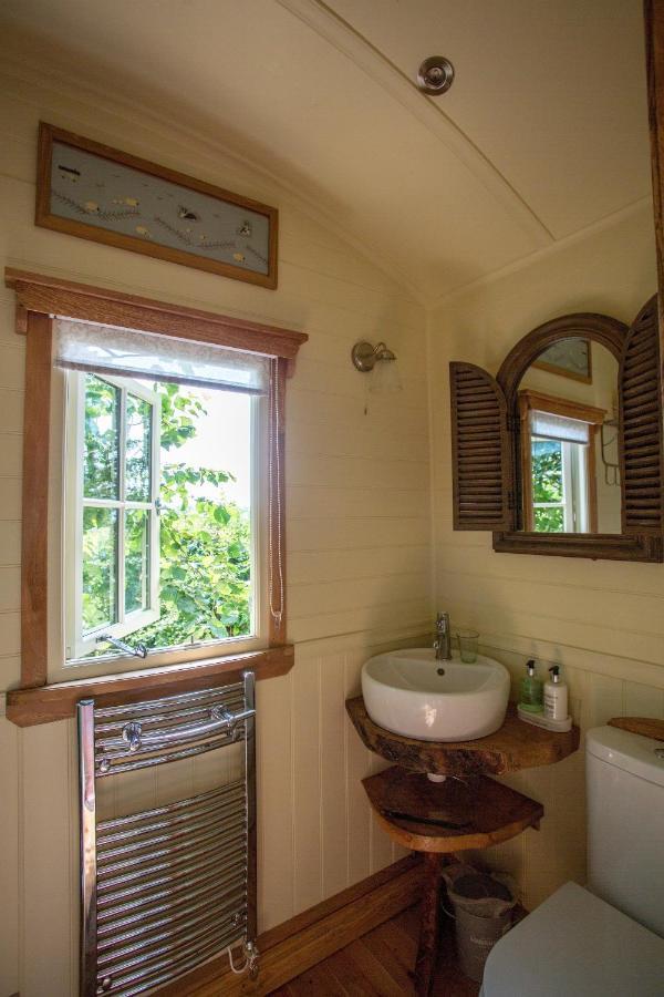 The Abberton Shepherds Hut Evesham Dış mekan fotoğraf