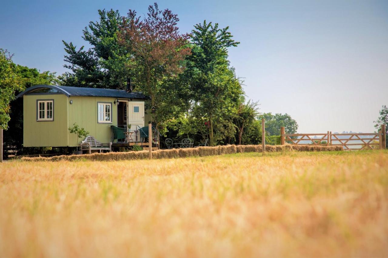 The Abberton Shepherds Hut Evesham Dış mekan fotoğraf